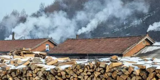 農(nóng)村禁燒劣質(zhì)散煤，清潔煤置換正進(jìn)行，空氣能成*佳選擇