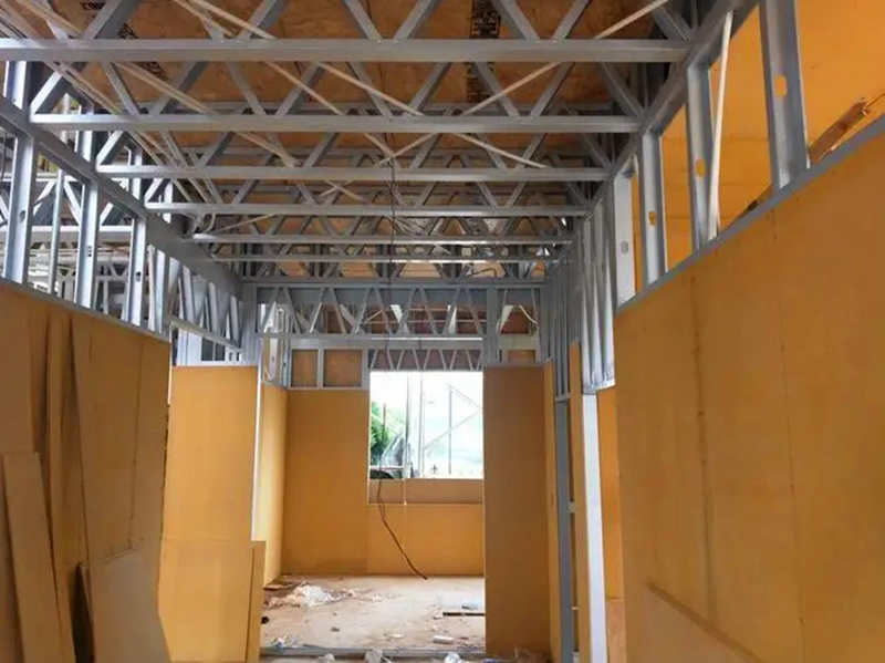 輕鋼房屋建筑工人意外險(xiǎn)的革新方程式