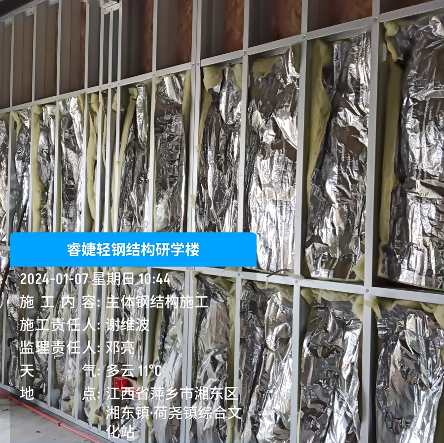 輕鋼別墅空心墻體好還是灌漿墻體好？