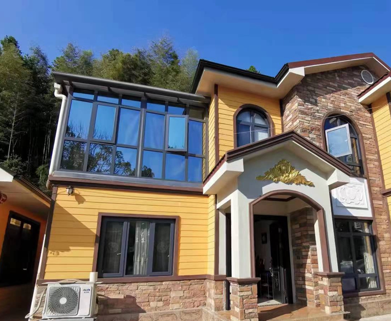 輕鋼別墅的防潮怎么樣？比傳統(tǒng)磚混房好嗎？