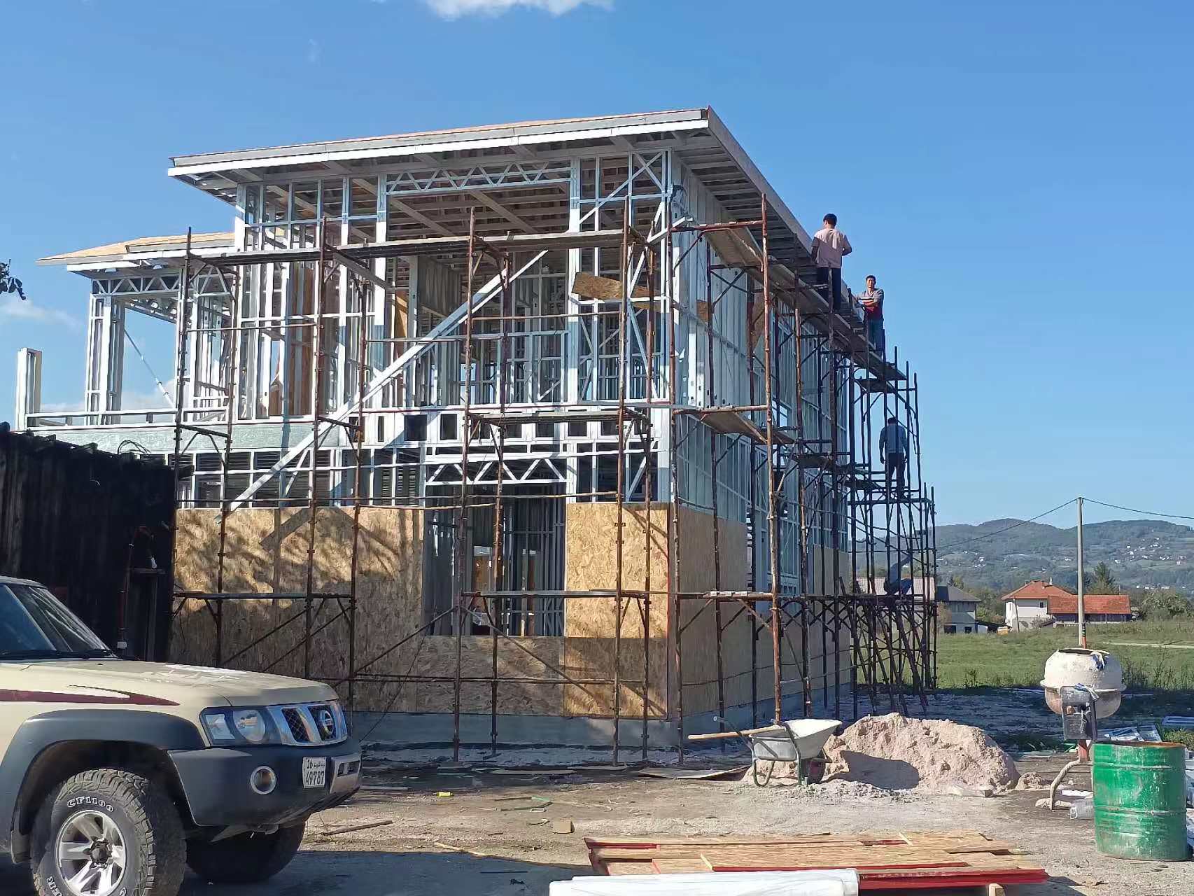 柬埔寨搭建的睿婕輕鋼別墅現(xiàn)場(chǎng)（1）