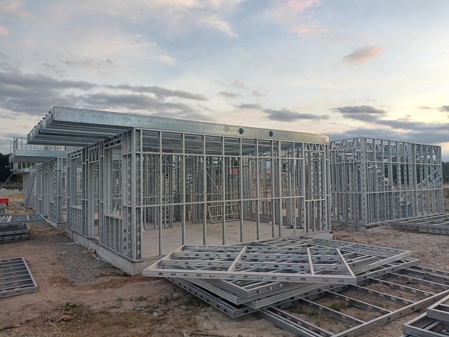 輕鋼別墅的環(huán)保節(jié)能特性：綠色建筑的典范!