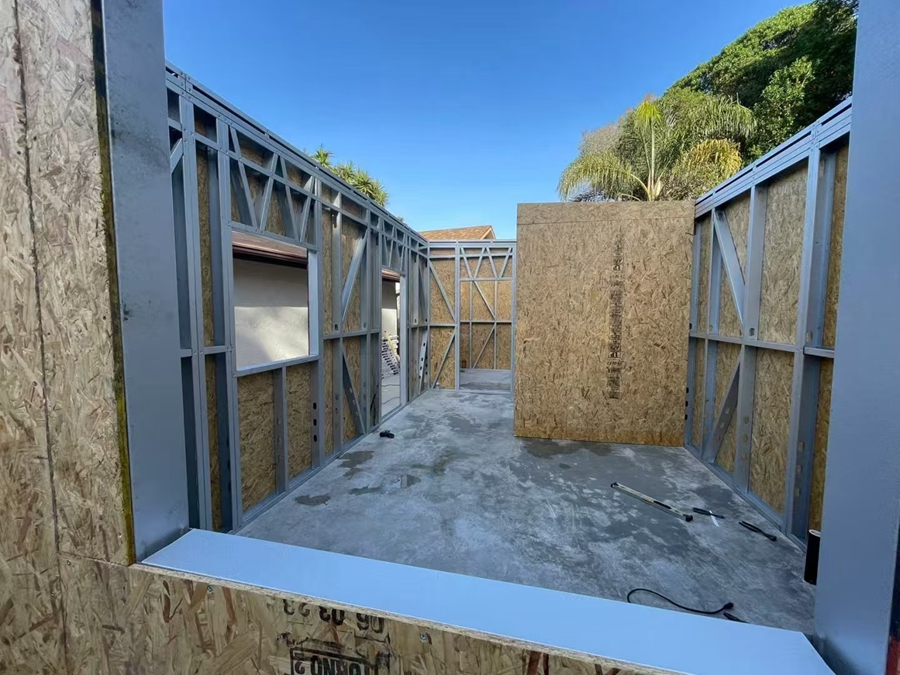 輕鋼結(jié)構(gòu)房屋應(yīng)急醫(yī)院可以出口嗎？